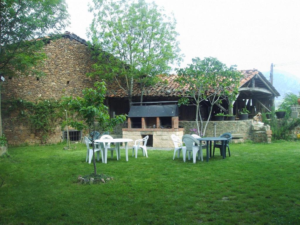 Casa Rural Josefina Aliezo المظهر الخارجي الصورة