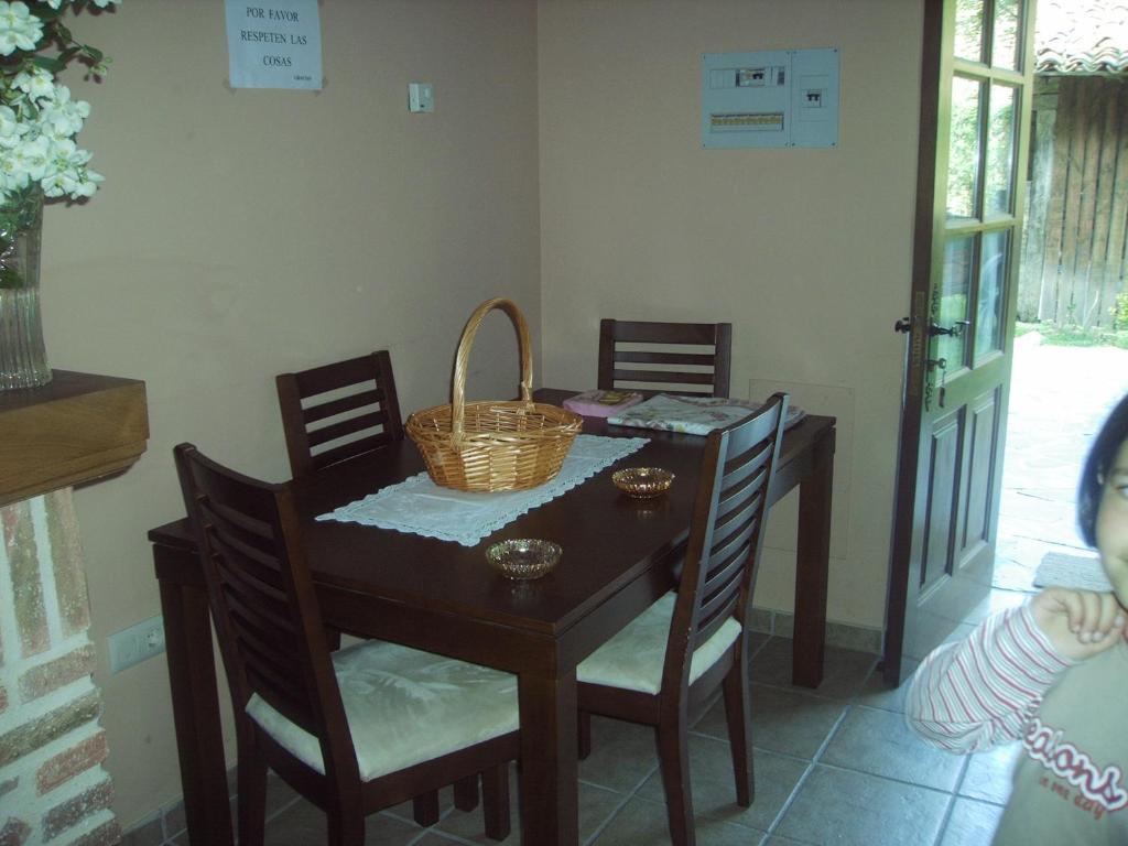 Casa Rural Josefina Aliezo الغرفة الصورة